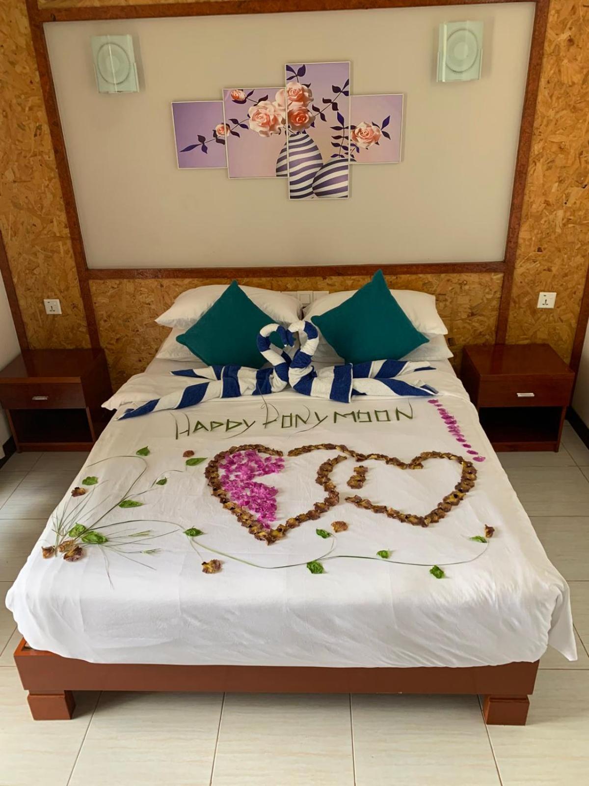 Athens View Hotel Guraidhoo  Dış mekan fotoğraf